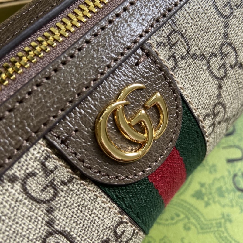 Gucci Round Bags